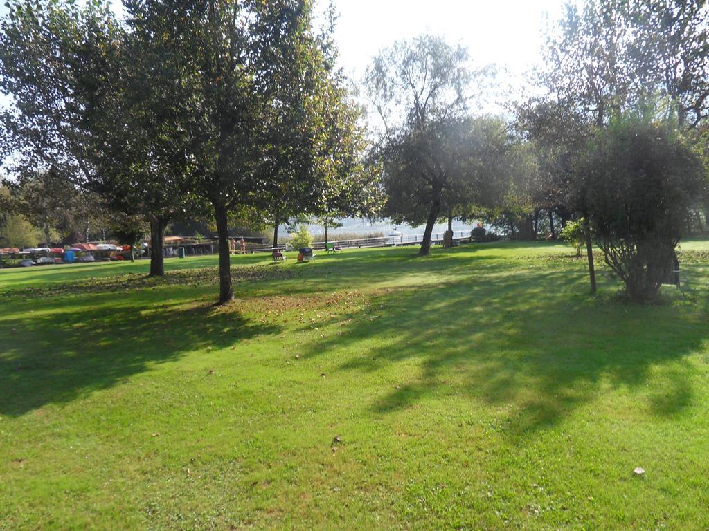 Ferienwohnungen K+M+B Am Ossiacher See - Sandro Bodensdorf Extérieur photo